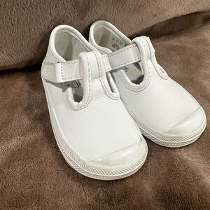 KEDS toddler / baby size 5 barely worn white